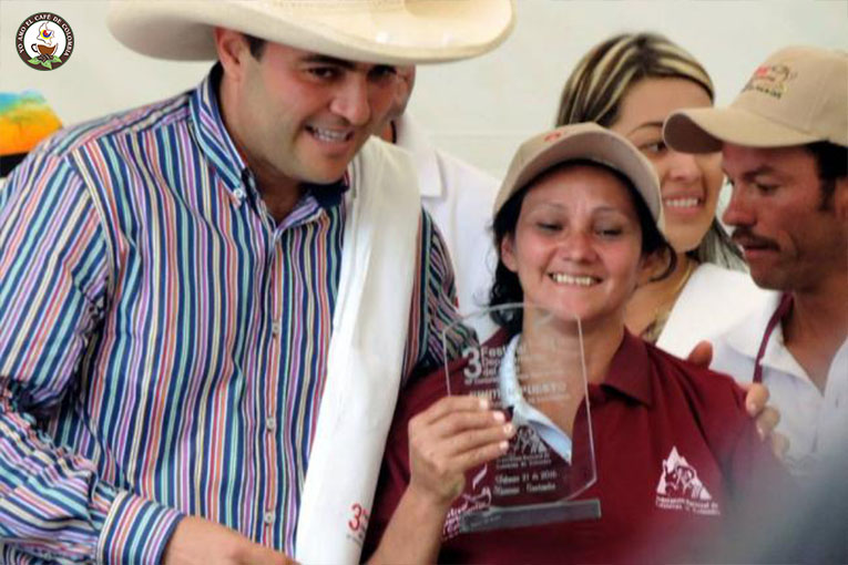 Caficultora de Suratá ganó el concurso “mejor taza de café Santander”