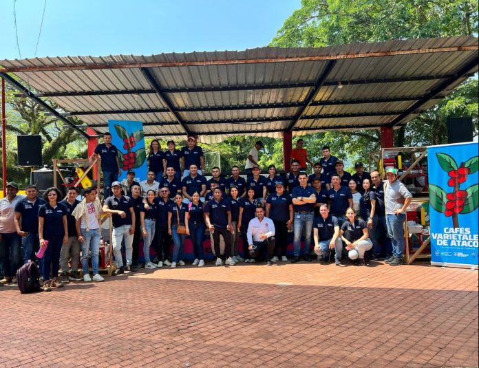 40 jóvenes del sur del Tolima reciben equipos a través del proyecto Café Varietales